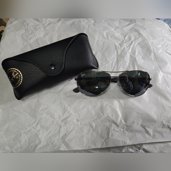Carbon Fiber Ray-Ban Sunglasses. NWT - Picture 2 of 4